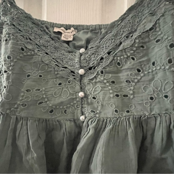 American Eagle Top with Pearl like beads size medium - Picture 2 of 2